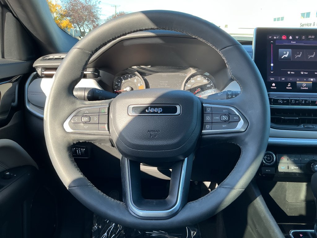 Used 2024 Jeep Compass Limited AWD/4WD image 17