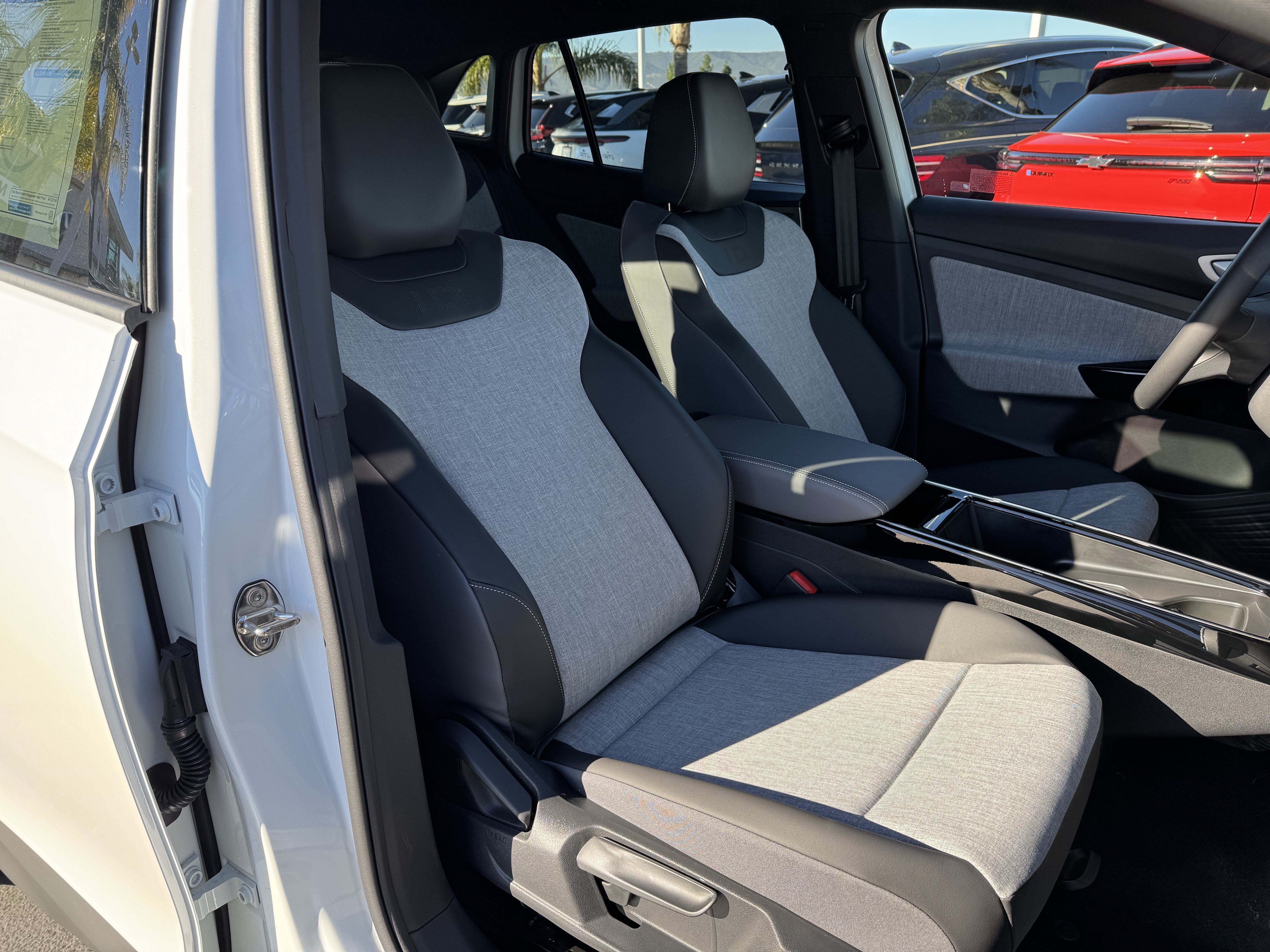 New 2026 Volkswagen ID.4 Pro RWD image 34