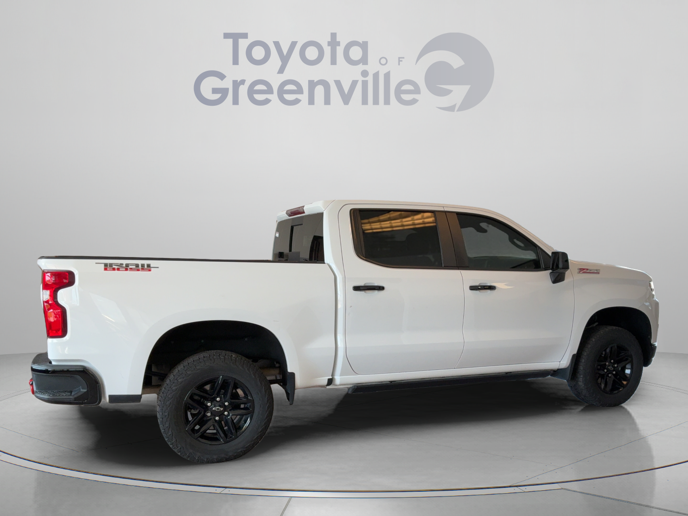 Used 2021 Chevrolet Silverado 1500 LT Trail Boss w/ Convenience Package II AWD/4WD image 7