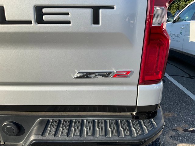 Used 2022 Chevrolet Silverado 1500 ZR2 w/ Technology Package image 10