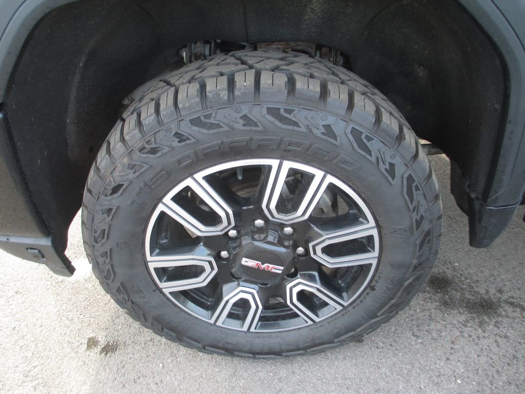 Used 2022 GMC Sierra 2500 AT4 w/ Gooseneck/5TH Wheel Package image 13