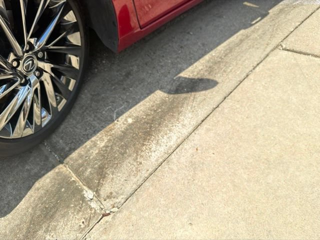 Used 2024 Lexus ES 350 w/ Technology Package FWD image 38