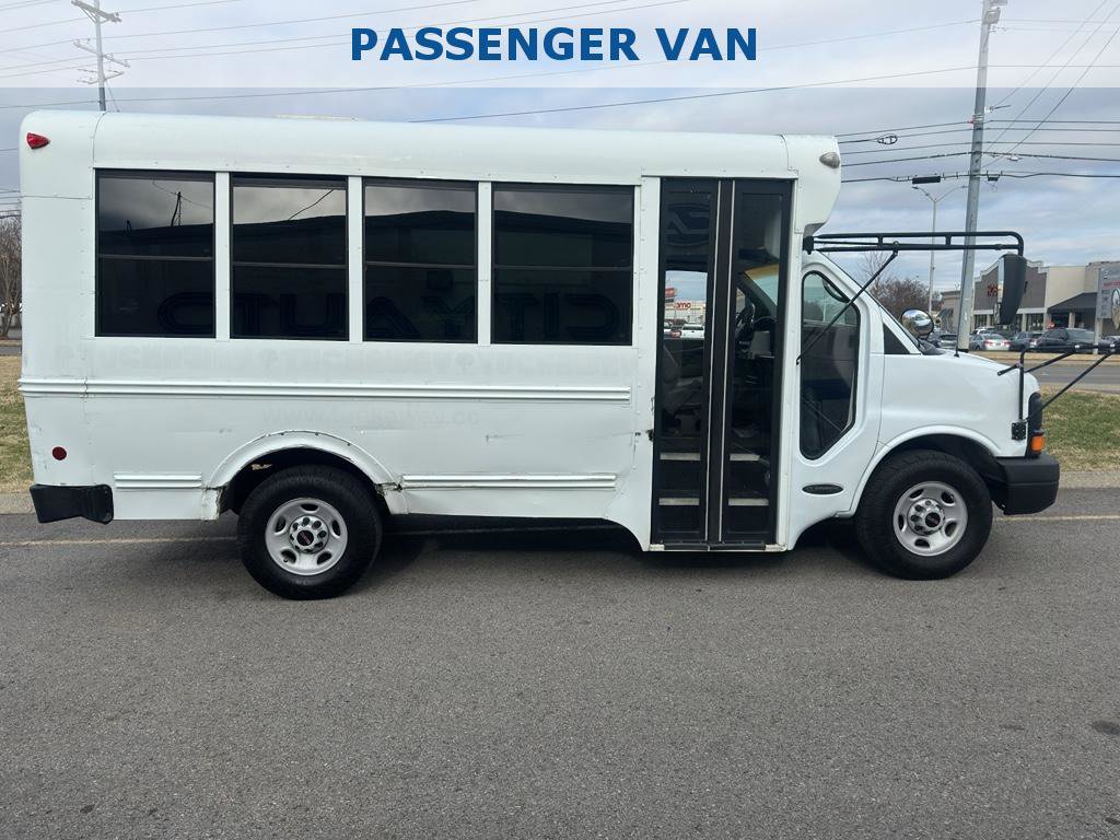 Used 2004 GMC Savana 3500 w/ School Bus Package image 6