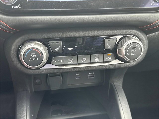 New 2025 Nissan Versa SR w/ Trunk Package image 24