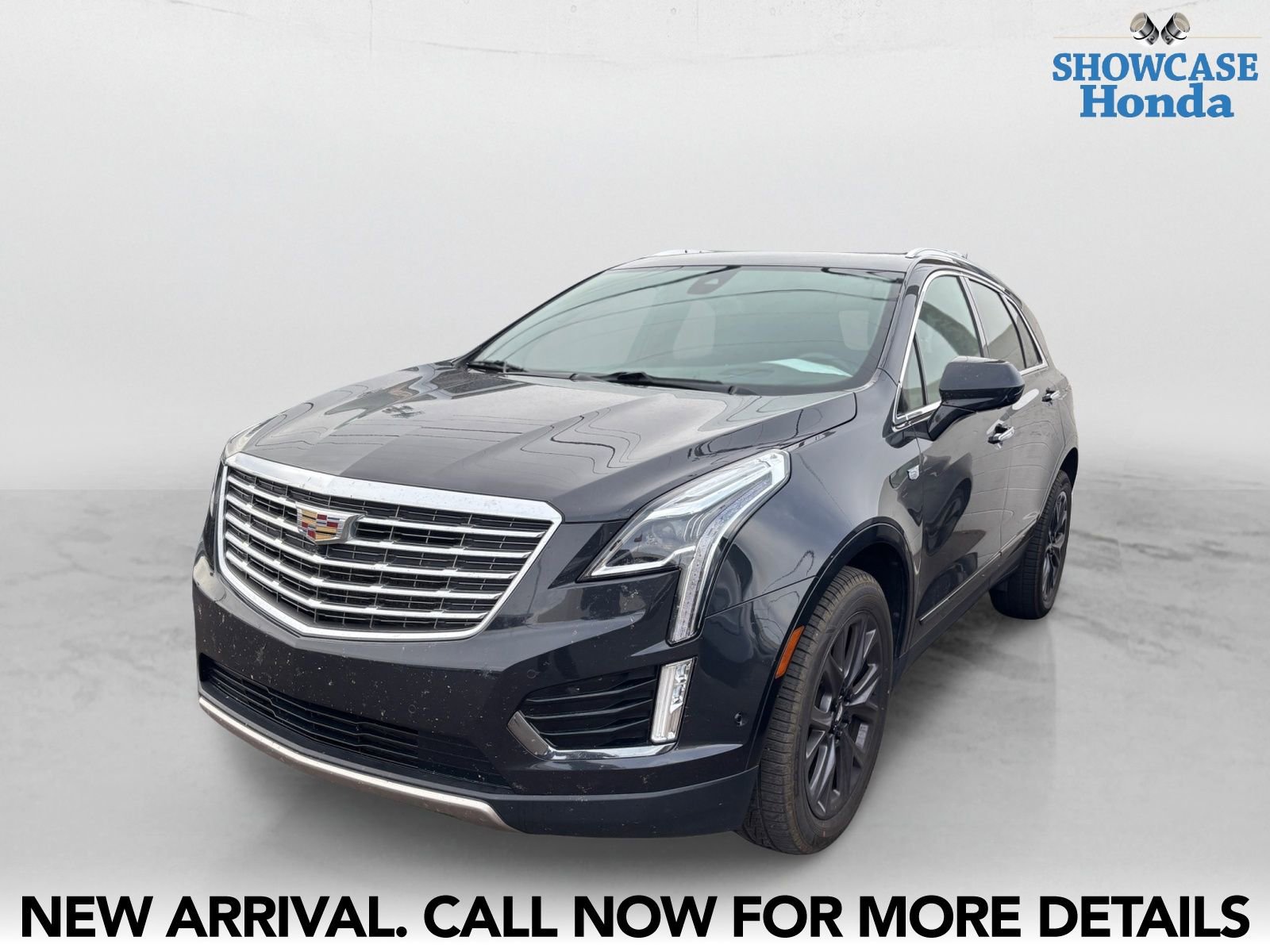 Used 2019 Cadillac XT5 Platinum image 2