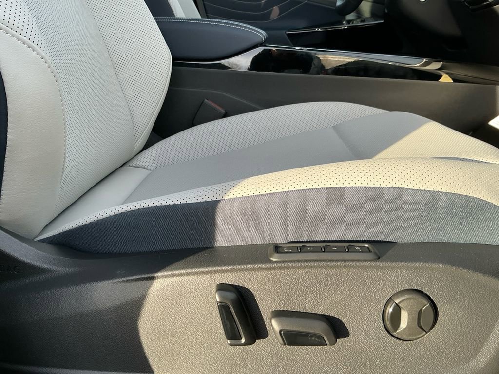 New 2026 Volkswagen ID.4 Pro S Plus image 18