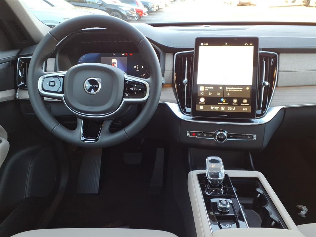 New 2026 Volvo XC90 B6 Plus w/ Protection Package Premier AWD/4WD image 9