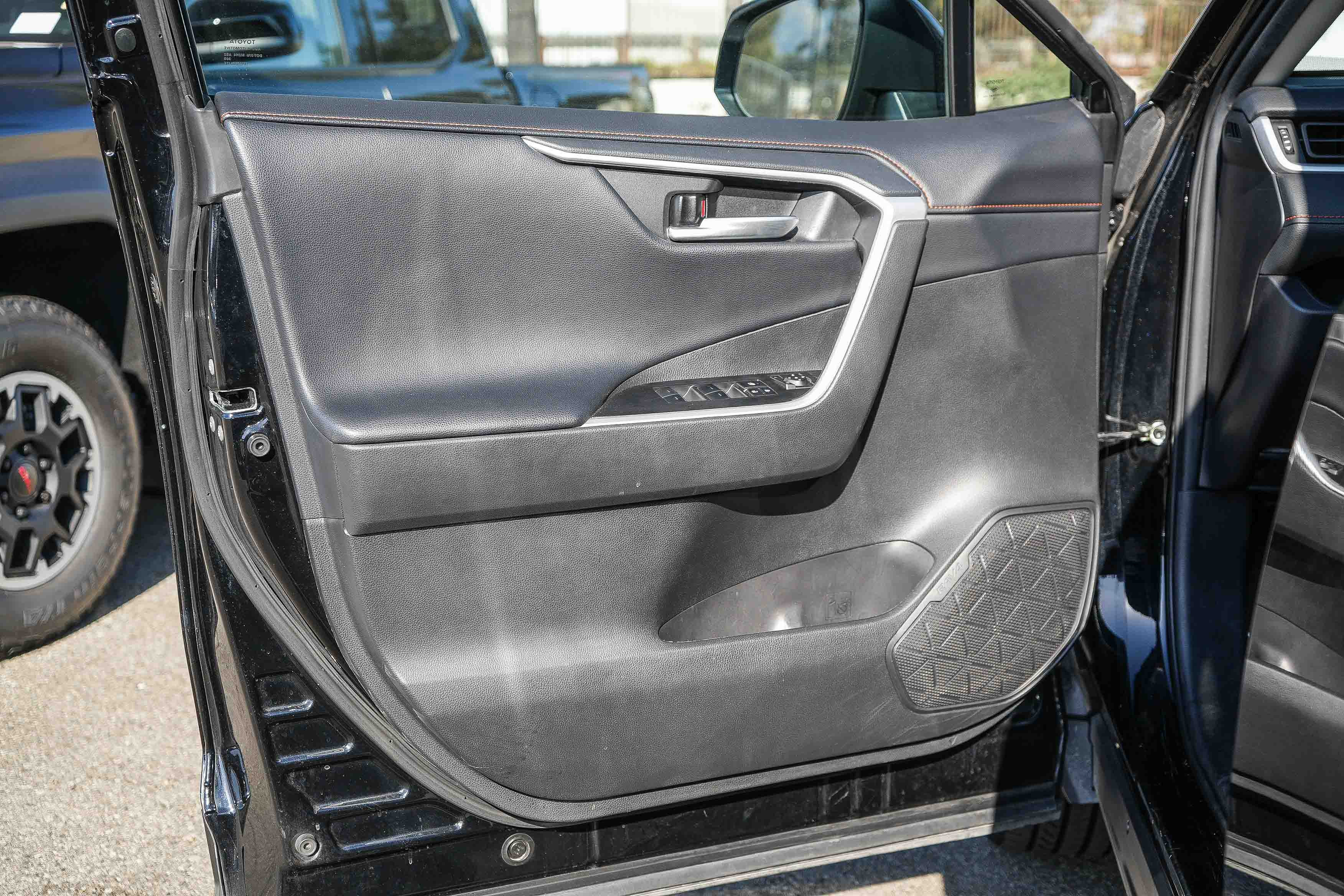 Used 2024 Toyota RAV4 Adventure AWD/4WD image 21