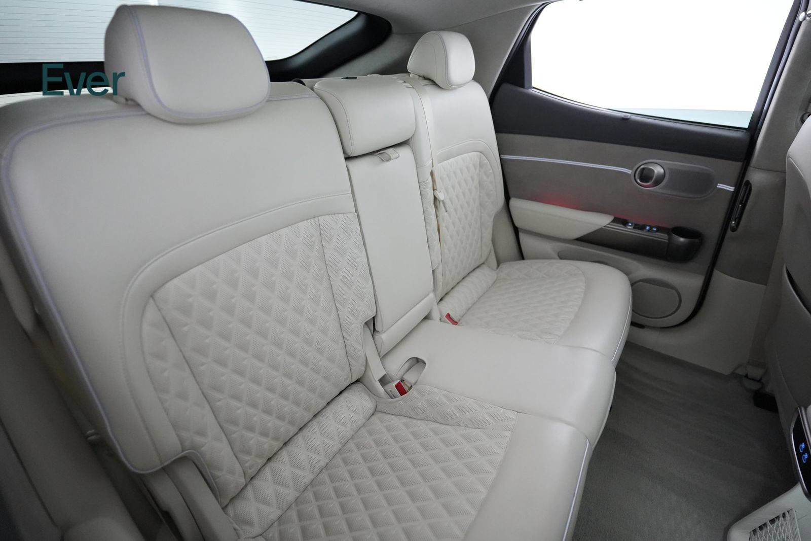 Used 2023 Genesis GV60 Performance AWD/4WD image 5