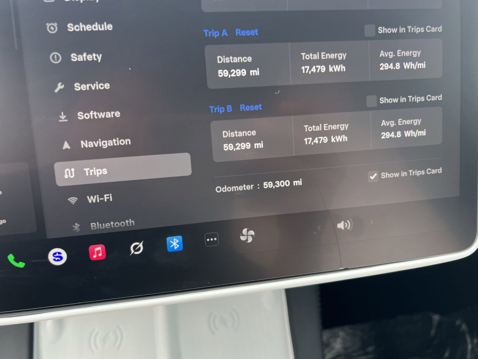 Used 2024 Tesla Model Y Performance image 17