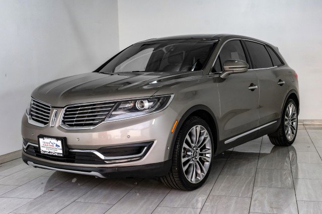 Used 2016 Lincoln MKX Reserve w/ Technology Package FWD image 4