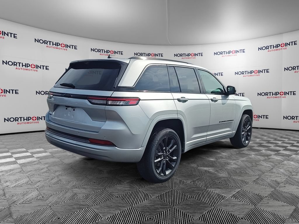 Used 2026 Jeep Grand Cherokee Limited AWD/4WD image 6