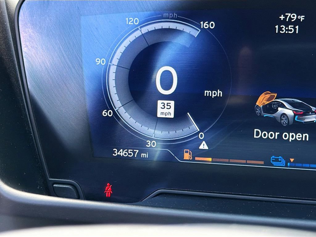 Used 2015 BMW i8 image 37