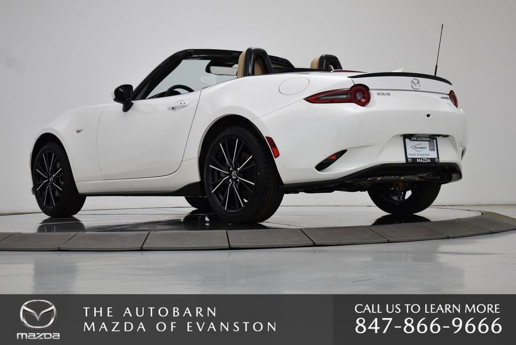 New 2025 MAZDA MX-5 Miata Grand Touring w/ Appearance Package image 15