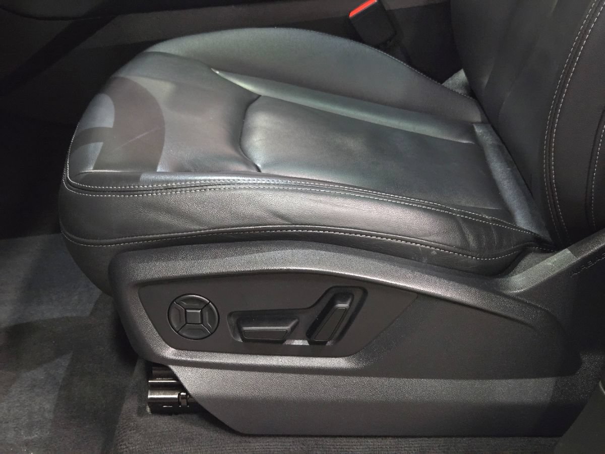 Used 2025 Audi Q7 3.0T Premium Plus AWD/4WD image 44