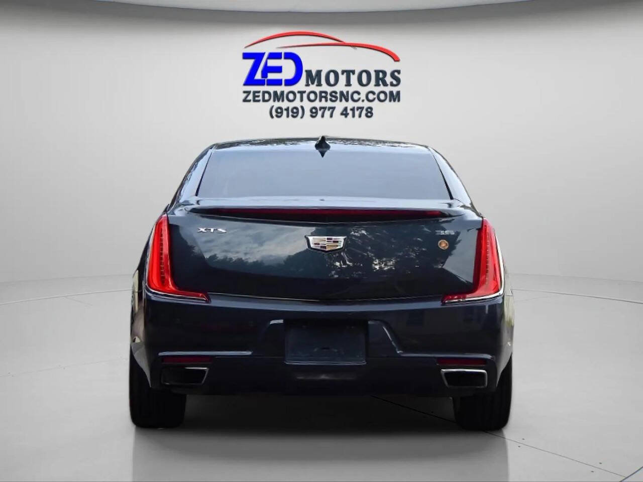 Used 2019 Cadillac XTS Luxury image 6