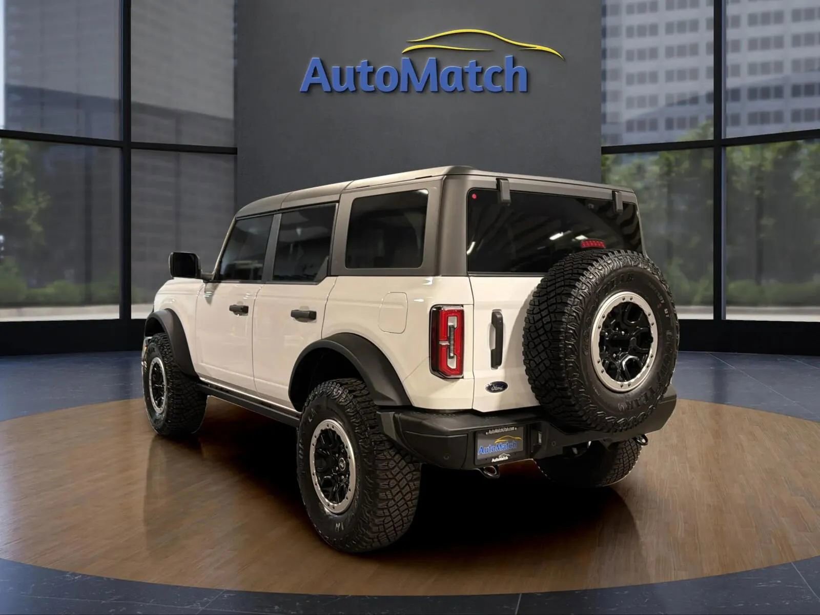 Used 2024 Ford Bronco Badlands image 9