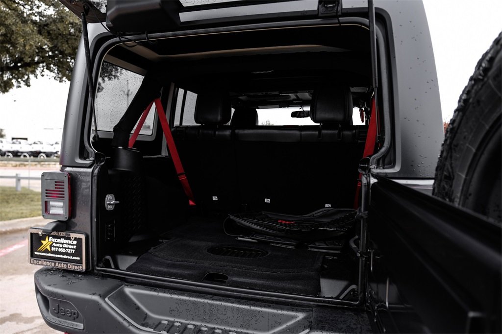 Used 2017 Jeep Wrangler Unlimited Rubicon image 53