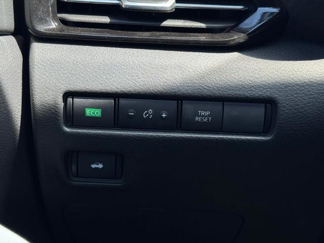 New 2025 Nissan Sentra SR w/ Midnight Edition image 24