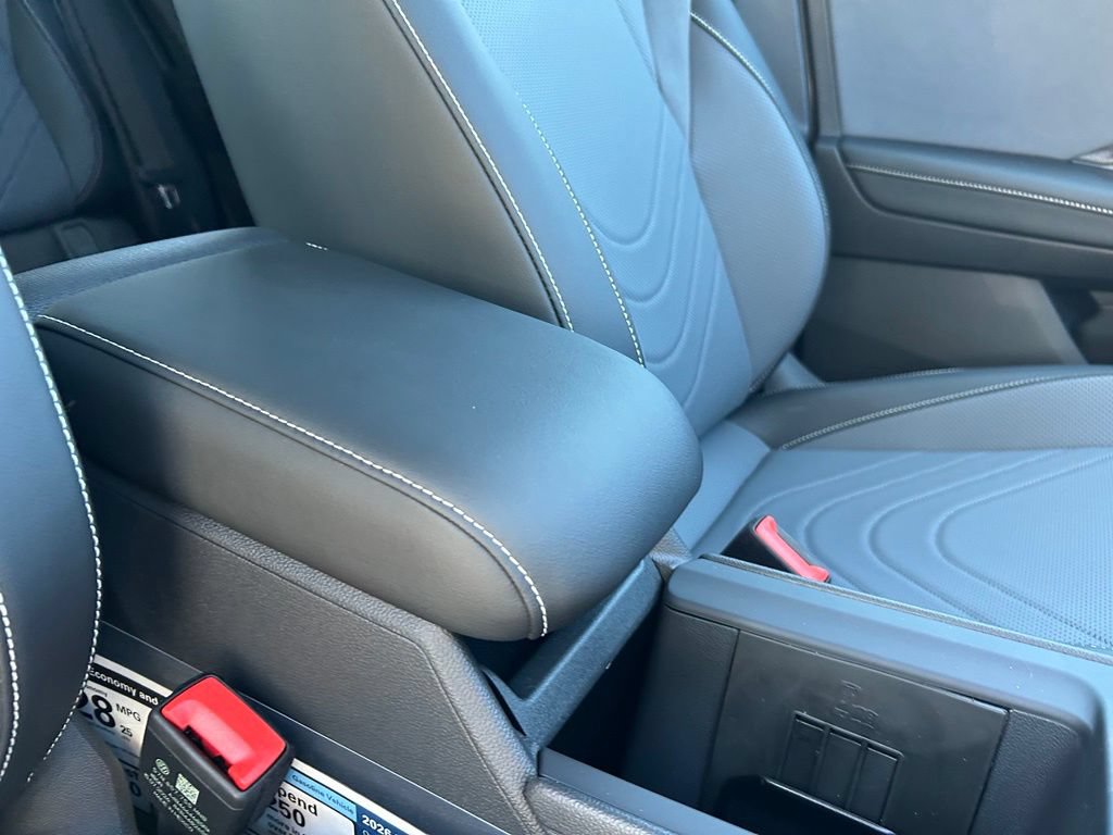 New 2026 Volkswagen Tiguan SE R-Line FWD image 39