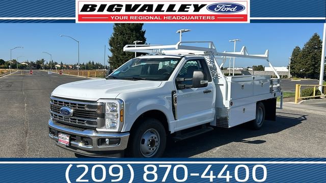 New 2025 Ford F350 XL w/ XL Chrome Package
