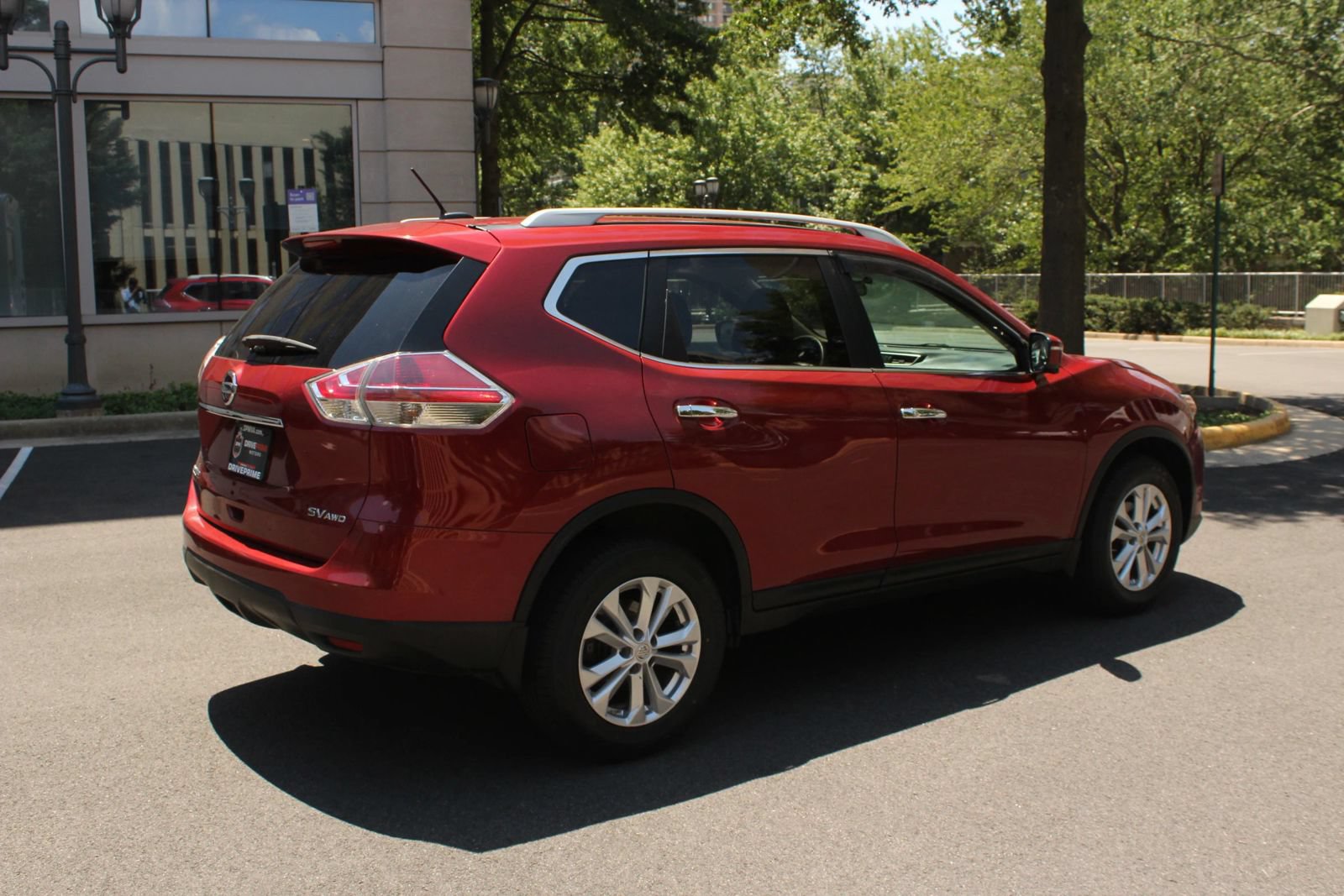 Used 2015 Nissan Rogue SV w/ SV Premium Package AWD/4WD image 7