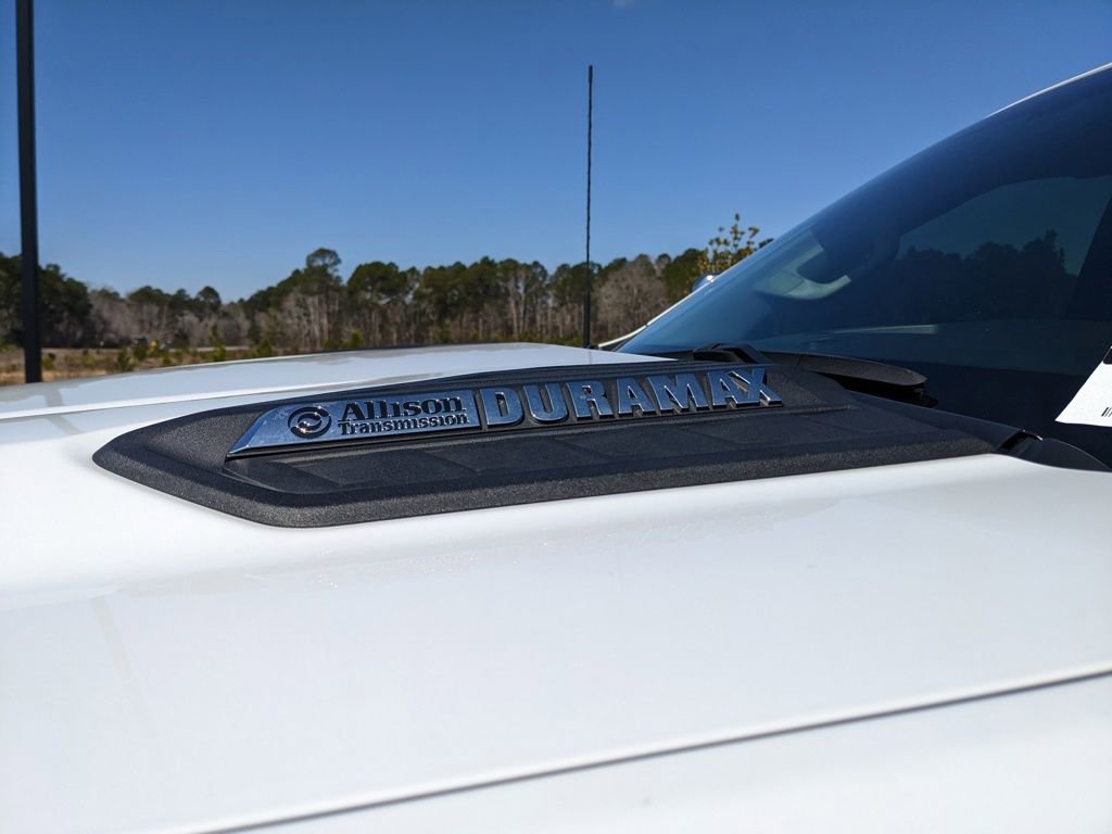 Used 2023 Chevrolet Silverado 2500 LTZ w/ LTZ Plus Package image 26