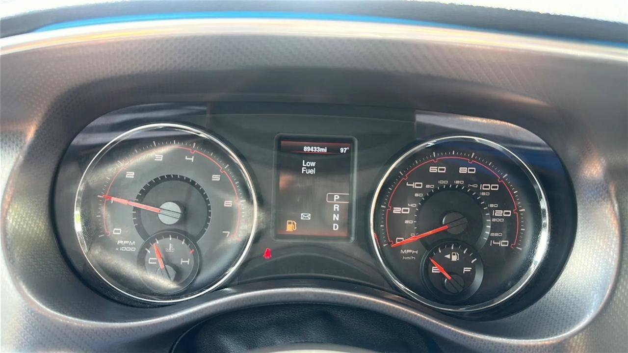 Used 2014 Dodge Charger SE RWD image 36