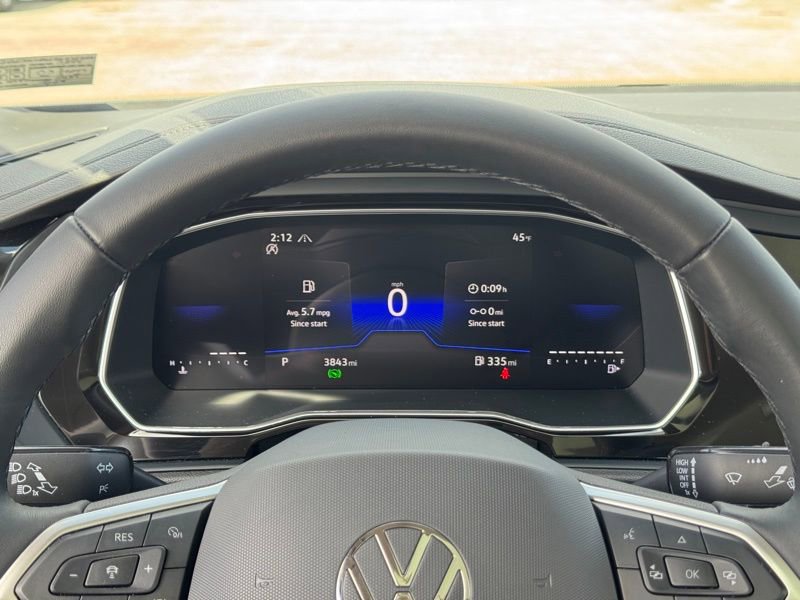 Used 2024 Volkswagen Jetta SE image 14