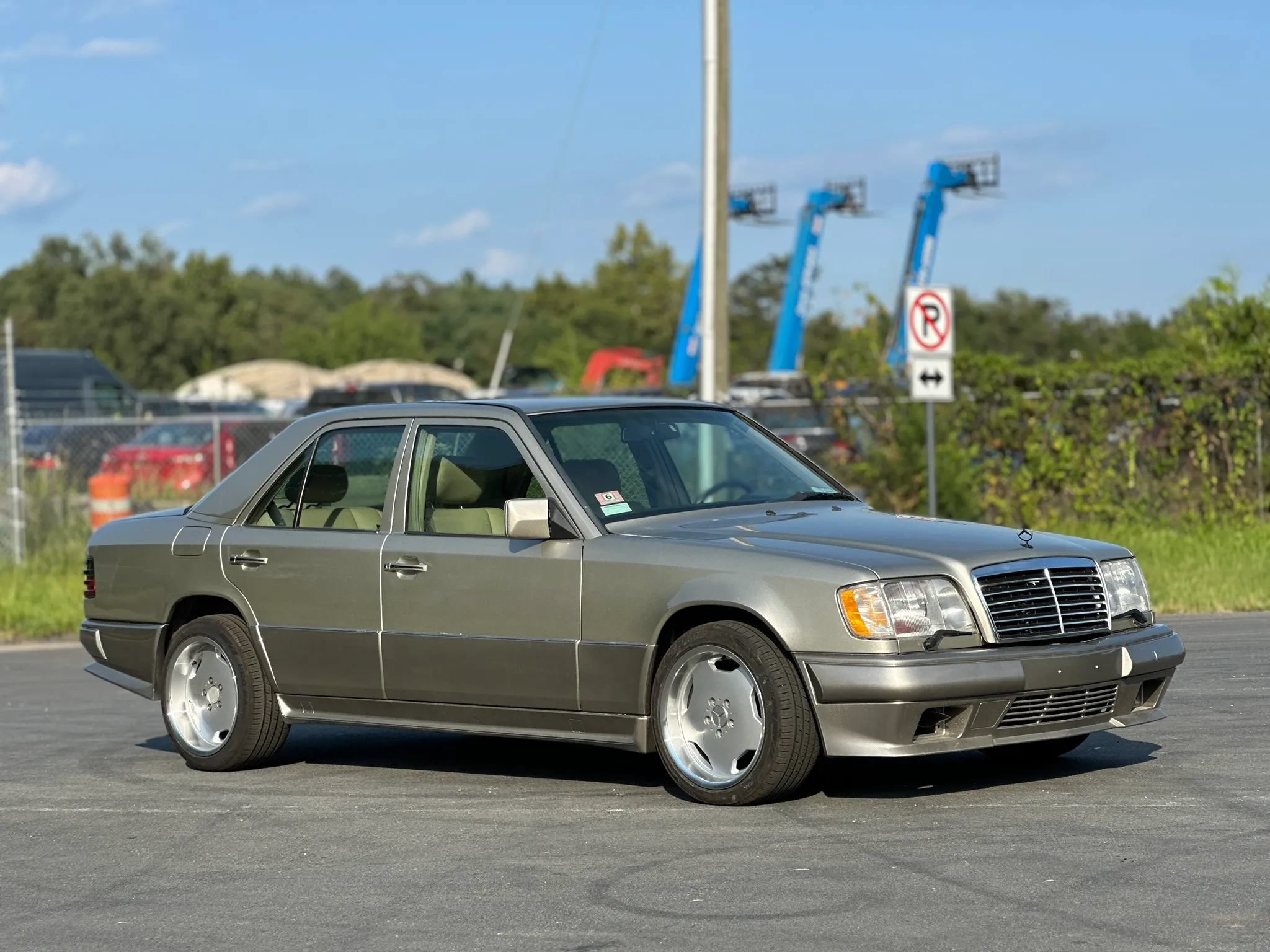 Used 1994 Mercedes-Benz E 320 Sedan image 52