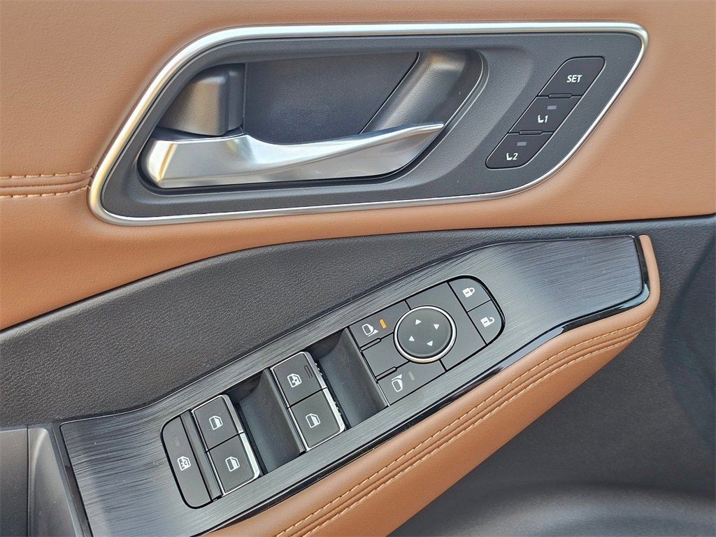 New 2026 Nissan Rogue Platinum image 31