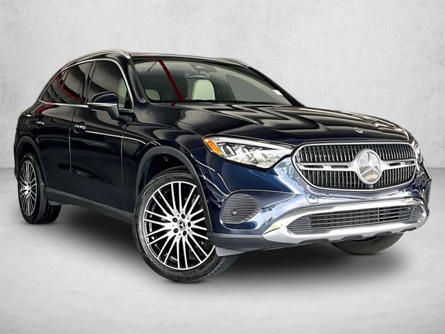 Used 2024 Mercedes-Benz GLC 300 image 12