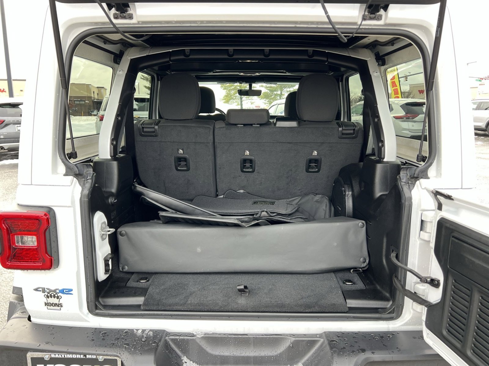 Used 2023 Jeep Wrangler Unlimited Rubicon 4xe w/ Cold Weather Group image 24