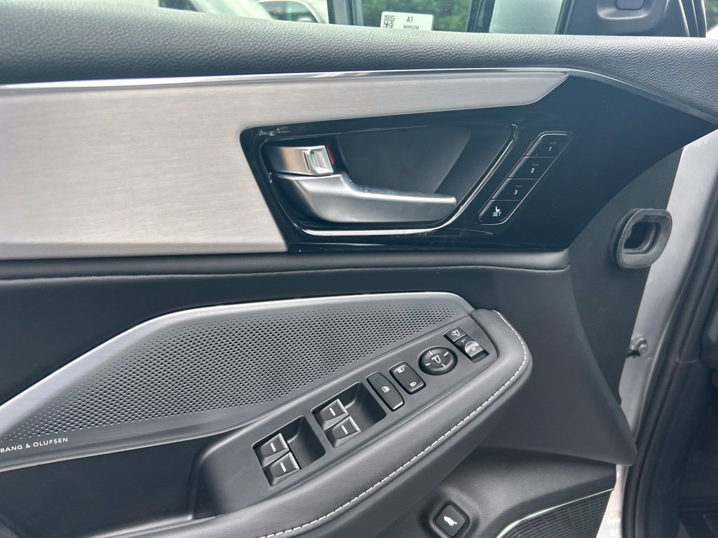 New 2026 Acura MDX w/ Technology Package AWD/4WD image 15