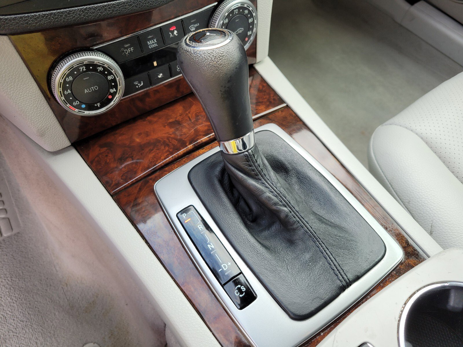 Used 2009 Mercedes-Benz C 300 Luxury image 25