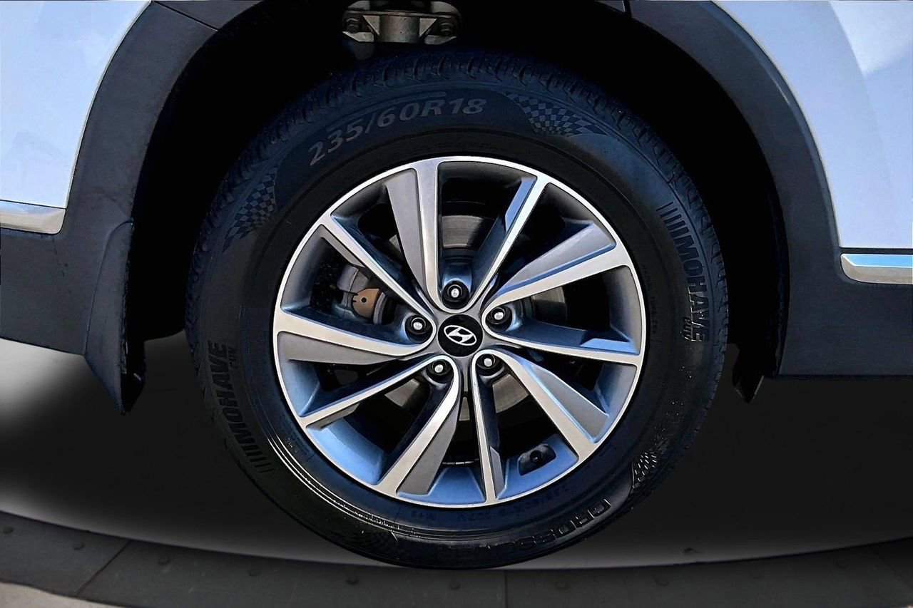 Used 2020 Hyundai Santa Fe SEL w/ Convenience + Premium Package image 36
