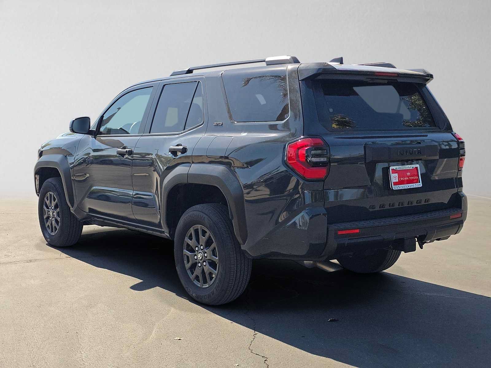 Used 2026 Toyota 4Runner SR5 RWD image 5