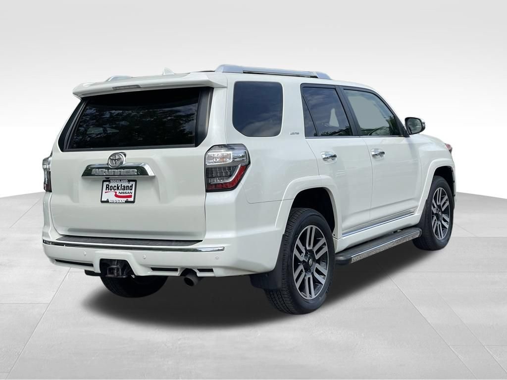 Used 2022 Toyota 4Runner Limited AWD/4WD image 4