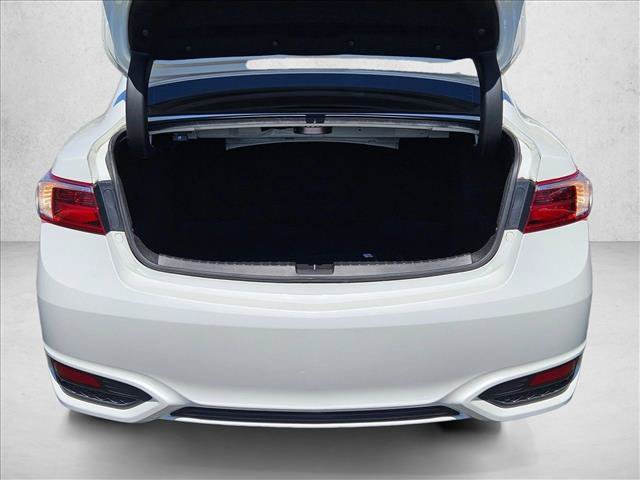 Used 2017 Acura ILX FWD image 6