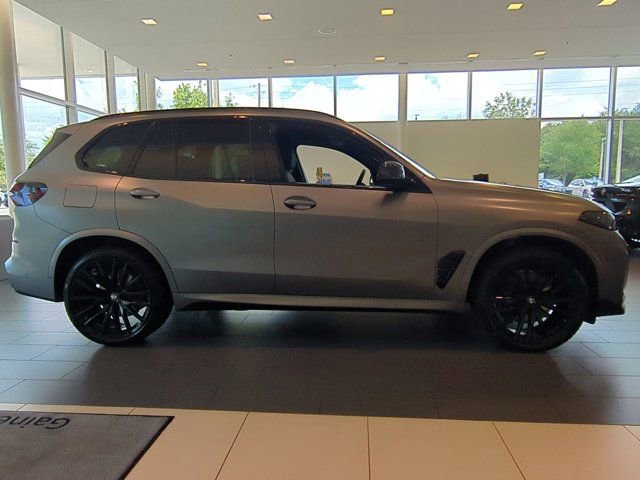 New 2026 BMW X5 xDrive40i w/ M Sport Package image 4