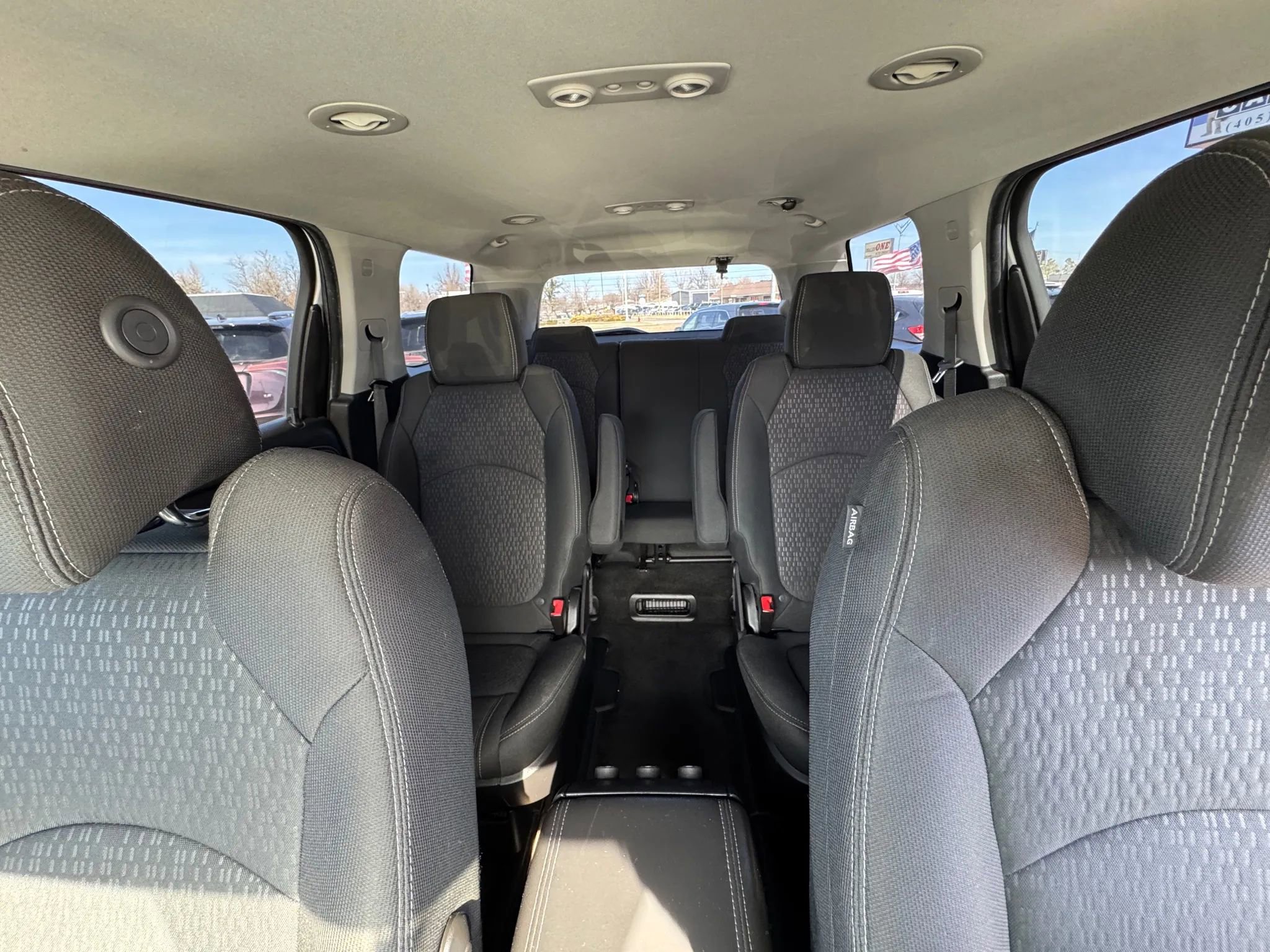 Used 2016 GMC Acadia SLE image 28