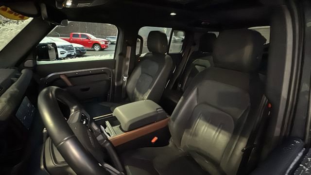 Used 2022 Land Rover Defender 110 X-Dynamic SE image 27