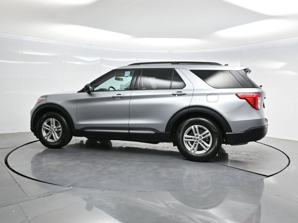 Used 2022 Ford Explorer XLT RWD image 6