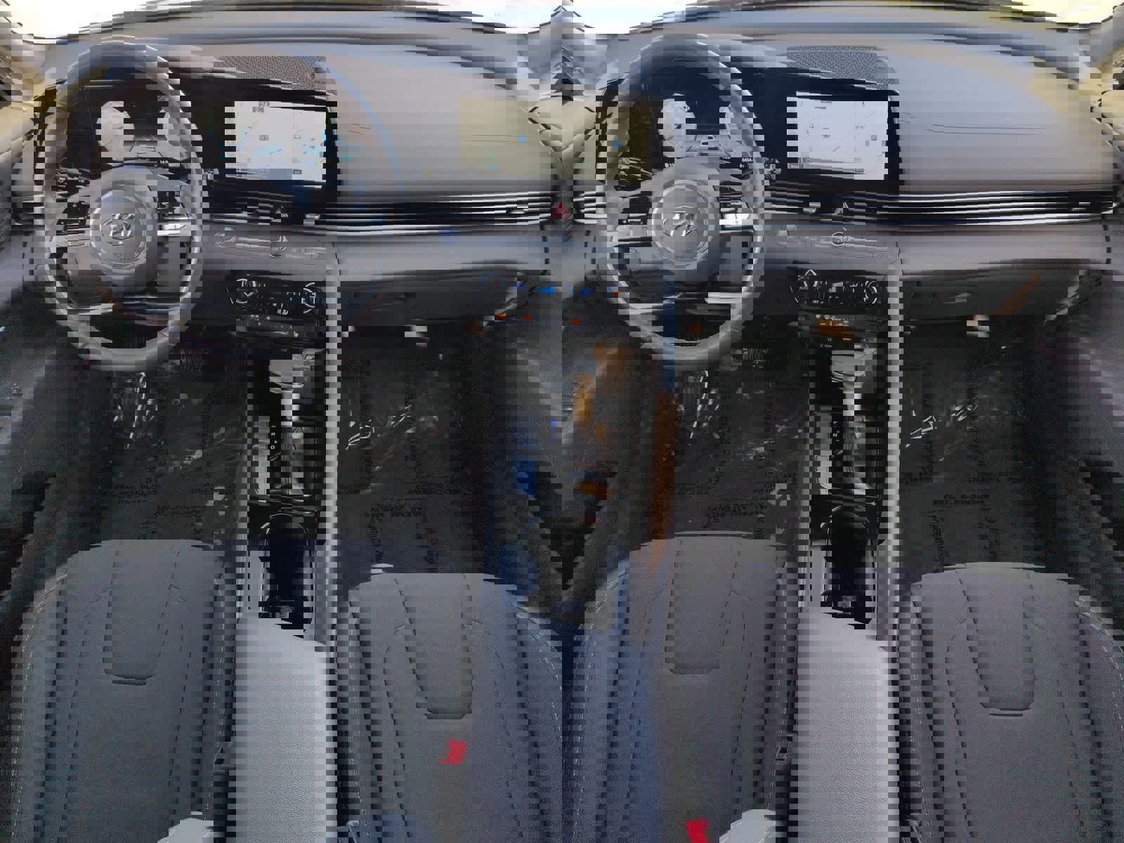 Used 2023 Hyundai Elantra SEL w/ Convenience Package image 16