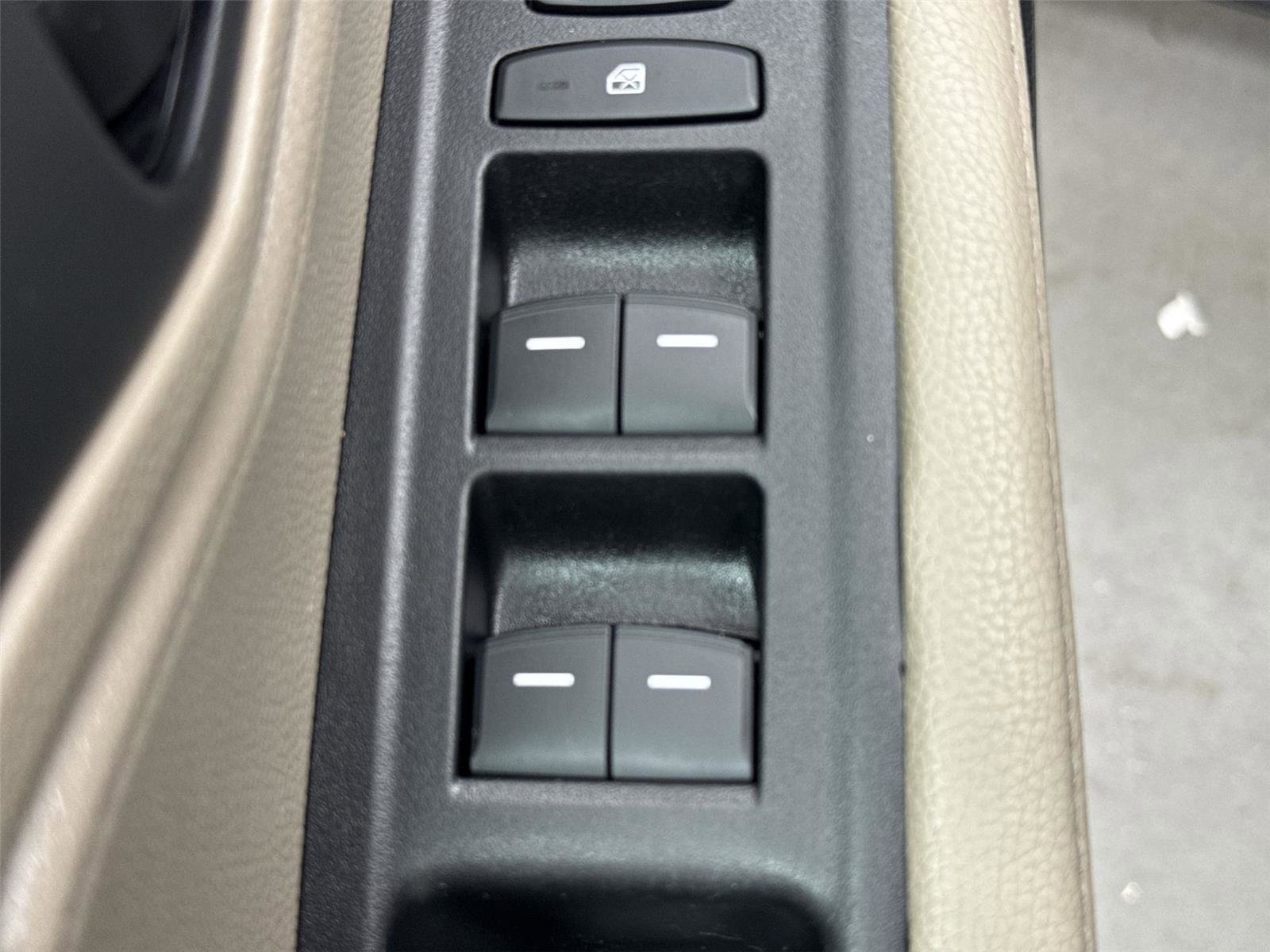 Used 2019 Honda Odyssey EX-L image 12