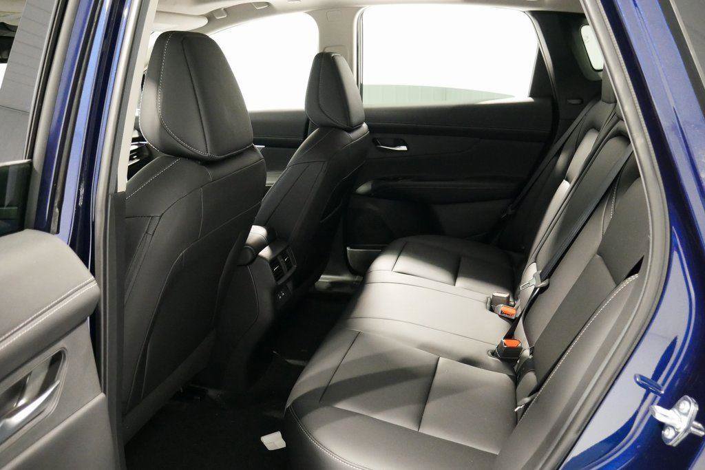 New 2025 Nissan Murano SL image 12