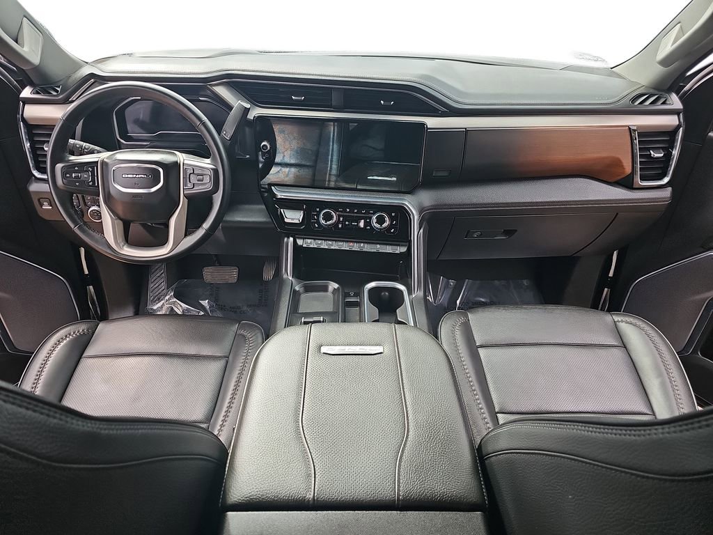 Used 2024 GMC Sierra 2500 Denali w/ Denali Reserve Package image 10
