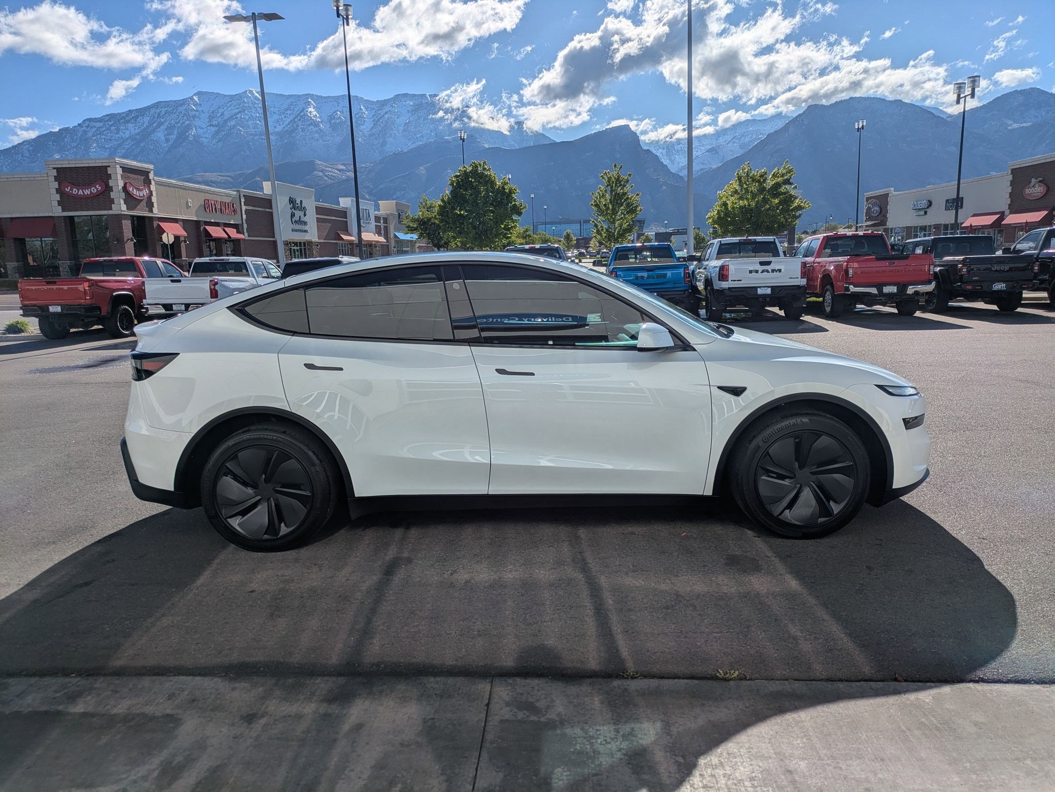 Used 2026 Tesla Model Y AWD image 2