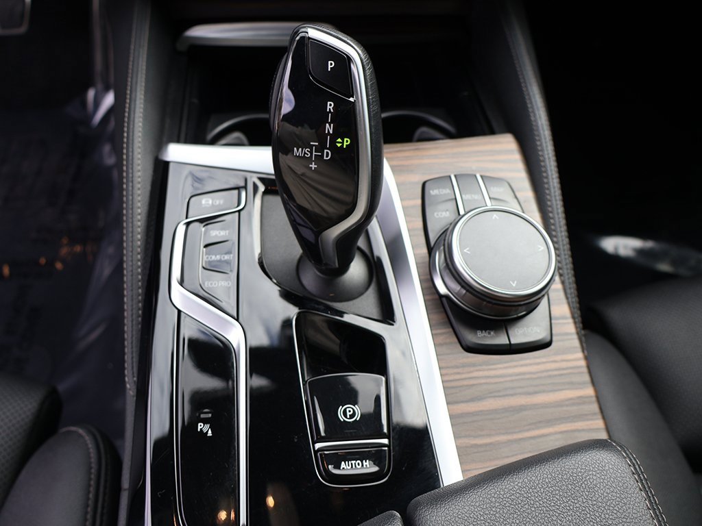 Used 2023 BMW 540i w/ M Sport Package image 54