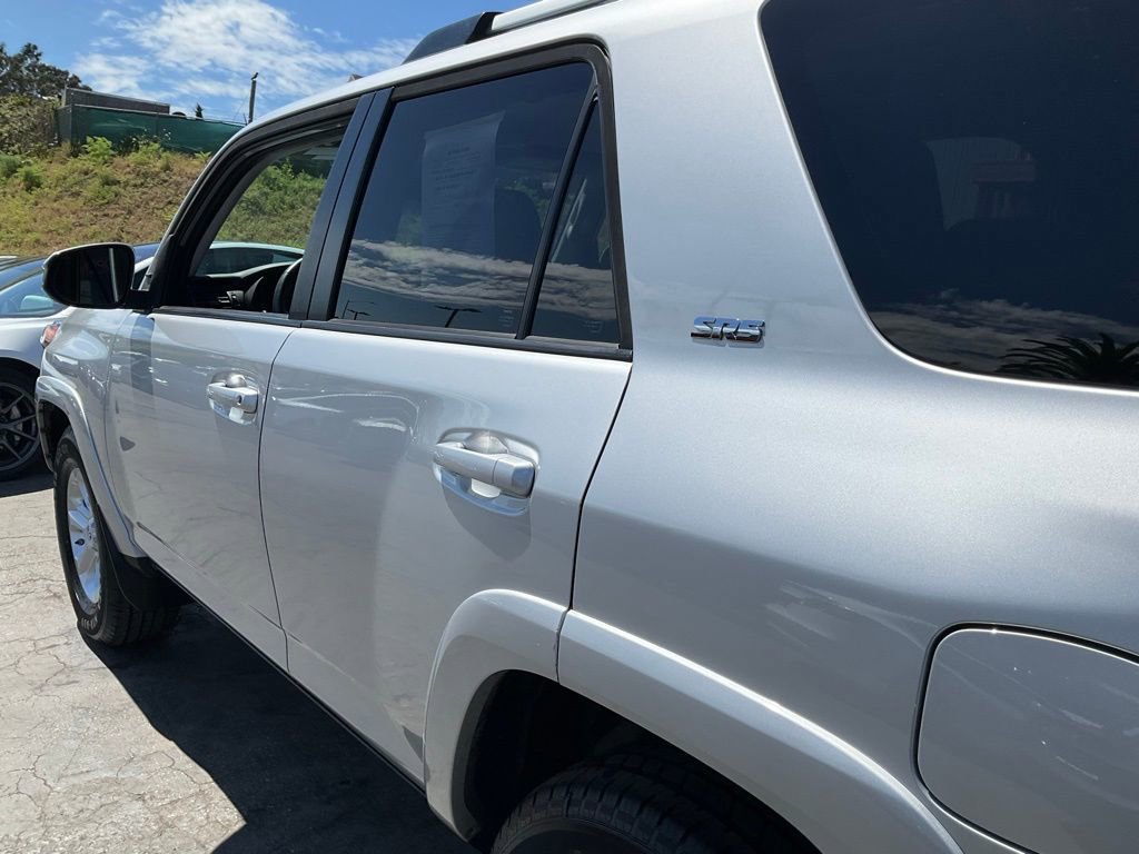 Used 2021 Toyota 4Runner SR5 RWD image 93